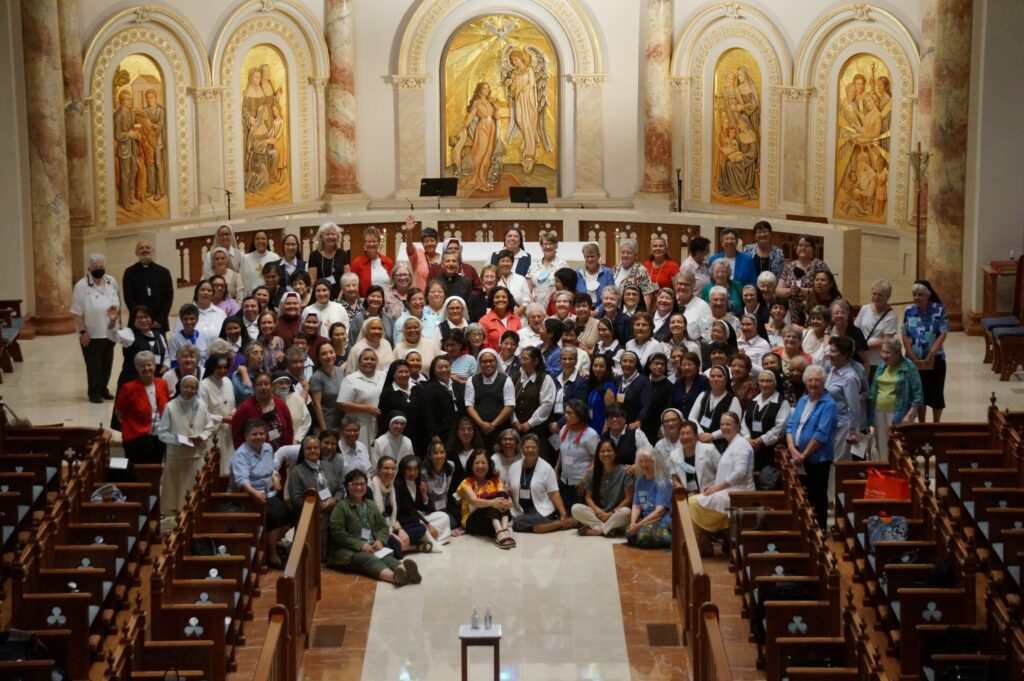 VI Encuentro de AHLMA celebrado del 30 de junio al 3 de julio de 2022, en la Universidad del Verbo Encarnado, en San Antonio, Texas. A lo largo de tres días, este evento brindó la oportunidad de reflexionar, enriquecerse personalmente y compartir experiencias.