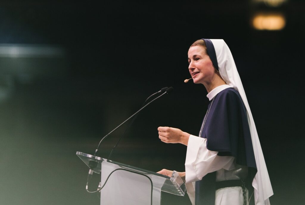 Sister Mary Grace Langrell, S.V., speaking at the SEEK23 conference in St. Louis in January, 2023.