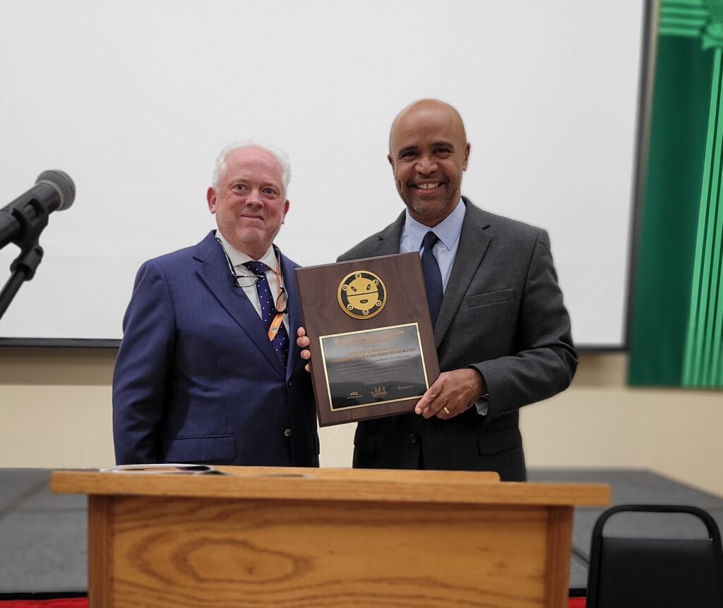 ArchCare CEO and President Scott LaRue (left) recognized Robert J. Rodriguez, New York's Secretary of State, for his contributions to leadership in New York State and to the Hispanic community.