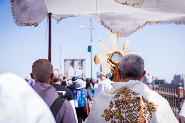 The Eucharist is carried in procession from the New York borough of Manhattan over the Brooklyn Bridge May 26, 2024, along the eastern Seton Route of the National Eucharistic Pilgrimage.