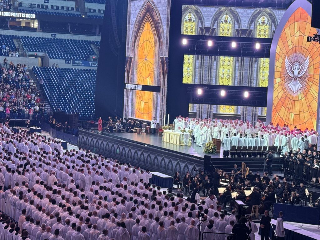 Over 1,000 priests, 200 bishops, and hundreds of deacons and seminarians at Sunday's closing liturgy at the National Eucharistic Congress.