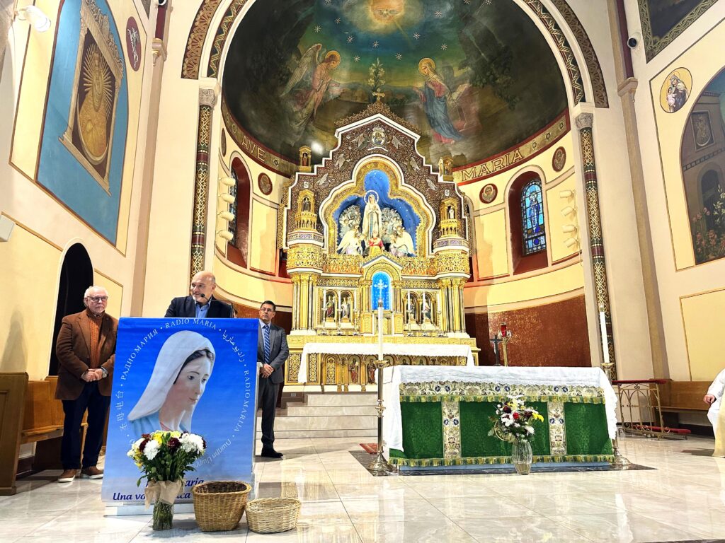 On November 11, 2024, Radio María celebrated the inauguration and blessing of its new studios with Holy Mass at Our Lady of Mt. Carmel - Annunciation Parish, followed by a blessing and the inauguration ceremony at the new studios located at 179 North 6th Street, Brooklyn, NY.