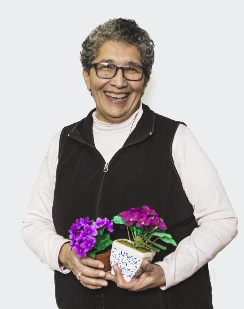 La Hermana Yolanda Flores, de las Hermanas Misioneras del Sagrado Corazón de Jesús, es coordinadora del programa familiar en Cabrini Immigrant Services en la ciudad de Nueva York.