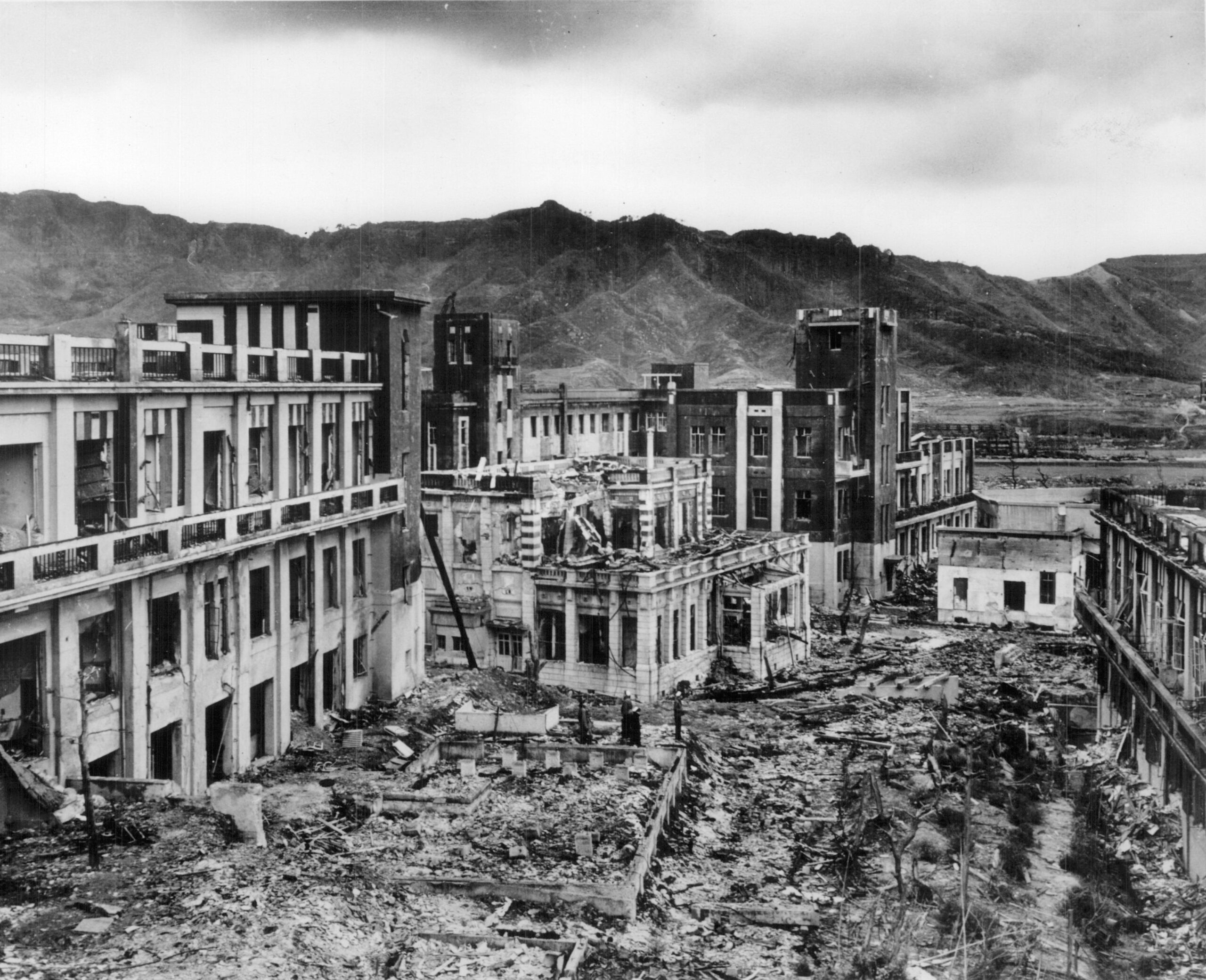 原子爆風を生き延びた長崎フランシスコ会修道院はまだ平和の使者として立っています