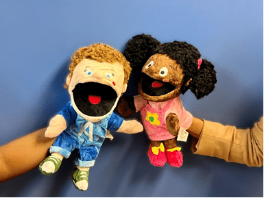Puppets, especially hand puppets, are powerful tools in helping children cope with grief and loss, providing a developmentally appropriate way for children of all ages to process difficult emotions and experiences.