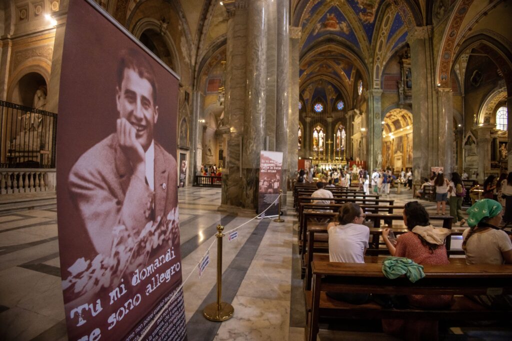 Pilgrims visit the Basilica of Santa Maria sopra Minerva in Rome on July 31, 2025, where the relics of Blessed Pier Giorgio Frassati were brought for the Jubilee of Youth.