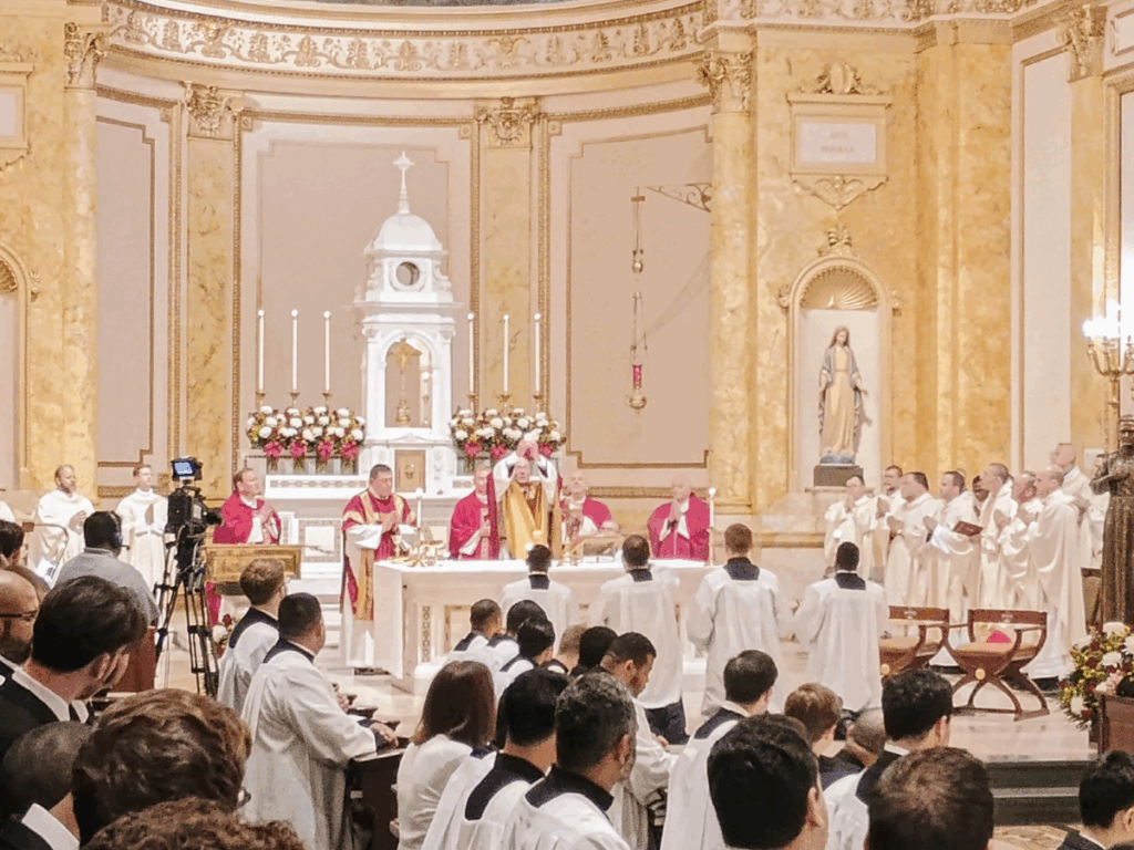 Cardinal Dolan during consecration of the bread and wine, Mass of the Holy Spirit at St. Joseph’s Seminary, Wednesday, September 3, 2025. Photo by Armando Machado/The Good Newsroom