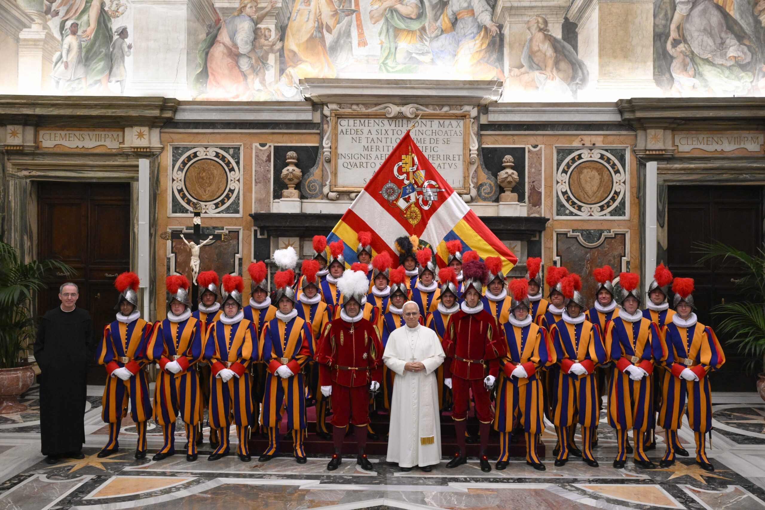 Pope Leo XIV Tells Swiss Guards They Need Each Other to Be All They Can Be - The Good Newsroom