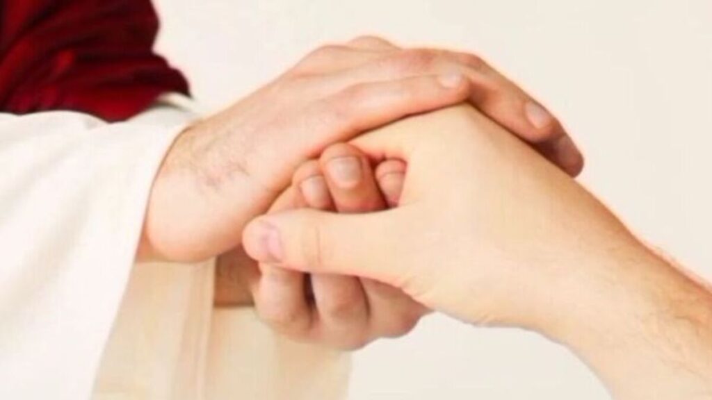 El padre William Arias, vicario de pastoral de la Arquidiócesis de Santiago de la República Dominicana, reflexiona sobre la importancia de que el Espíritu Santo nos acompañe y sea nuestro compañero de camino en este nuevo año. Foto cortesía del padre William Arias / El Camino