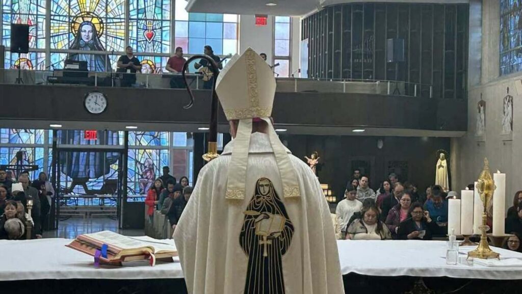 Fotografía de la celebración de la Santa Misa en el Santuario de Santa Francisca Cabrini de Manhattan en diciembre de 2025. Foto cortesía Santuario de Santa Francisca Cabrini