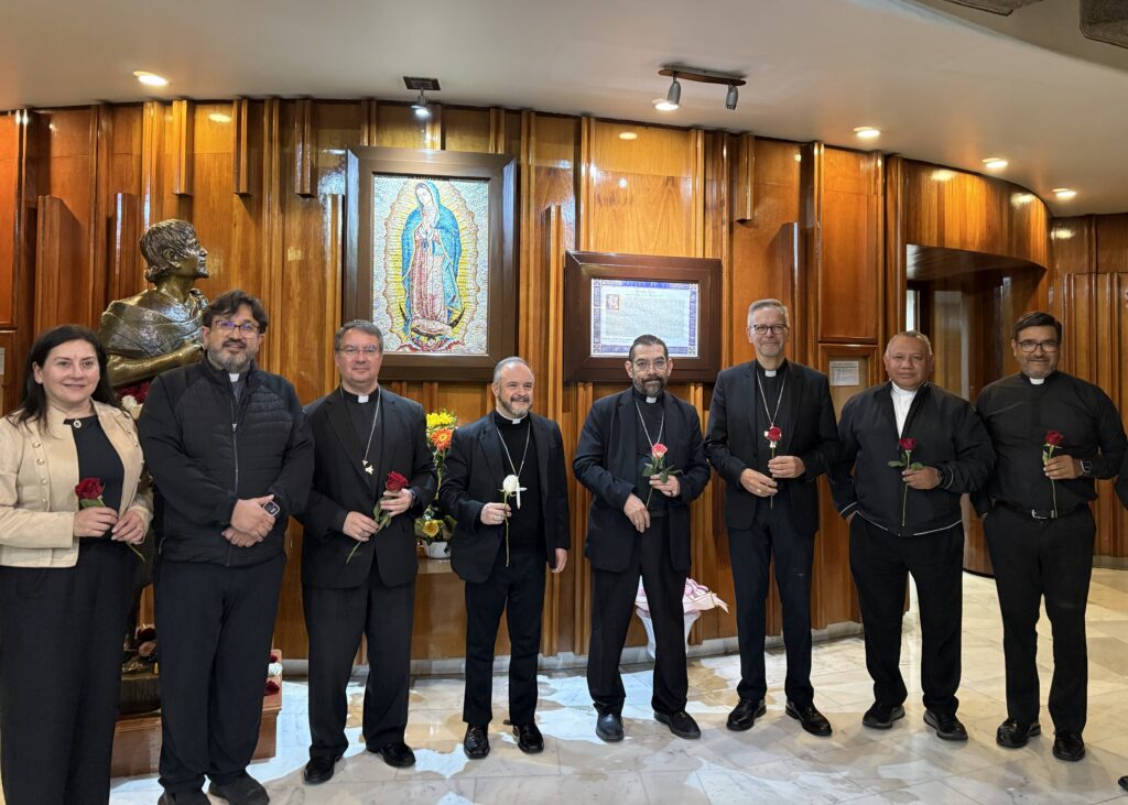 Representatives from the United States Conference of Catholic Bishops (USCCB), the Mexican Episcopal Conference (CEM), and the Canadian Conference of Catholic Bishops (CCCB), along with their collaborators, smile at the Basilica of Our Lady of Guadalupe in Mexico City during the Fraternal Meeting of the Episcopal Conferences of North America.